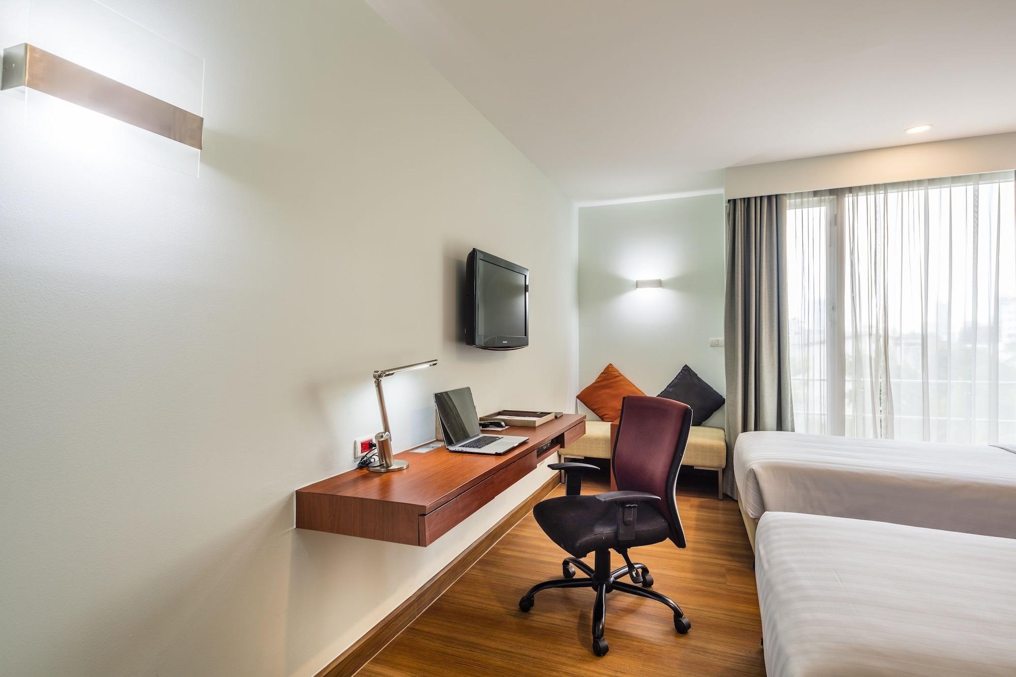 Hotel Solo, Sukhumvit 2, Bangkok - Sha Extra Plus Εξωτερικό φωτογραφία