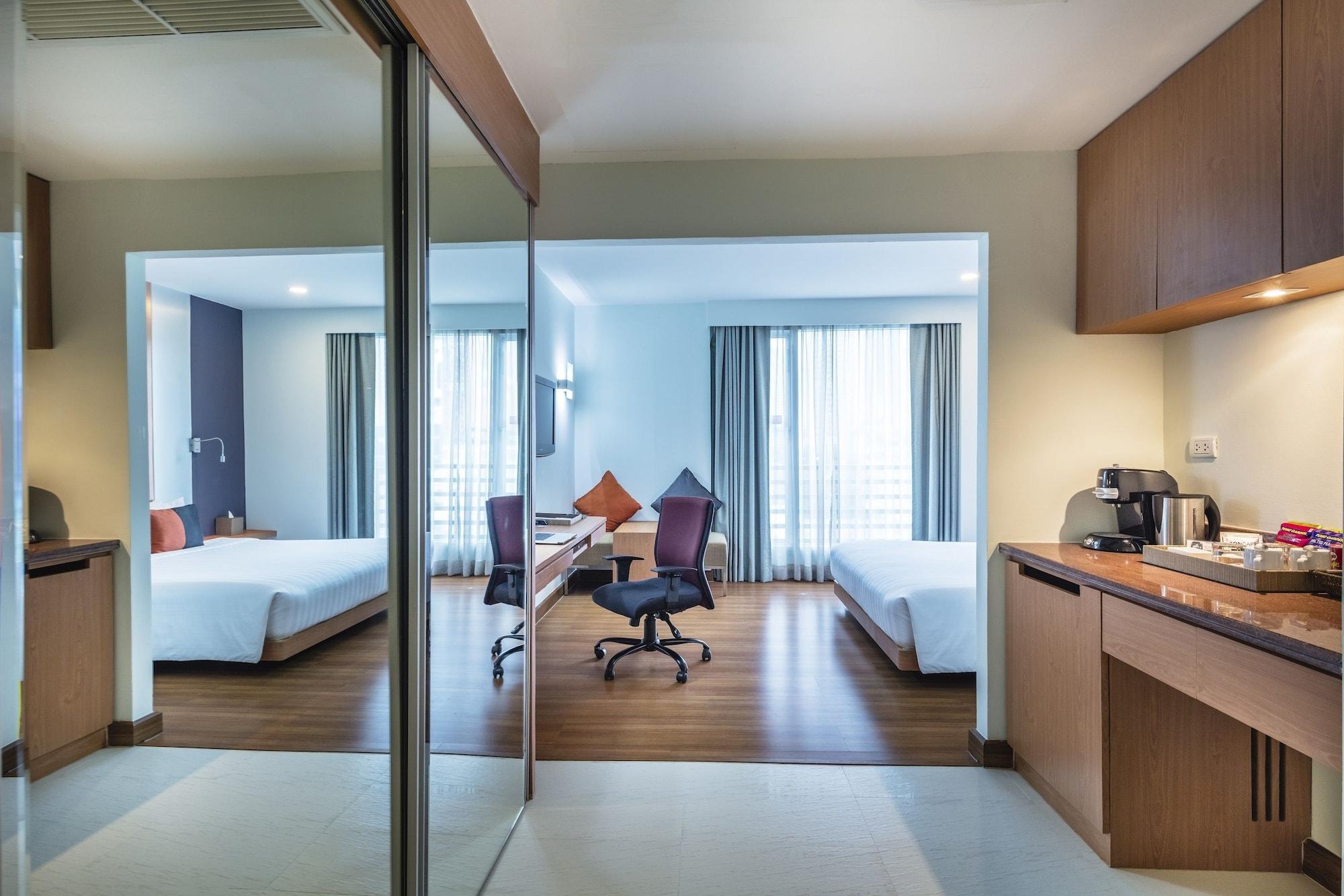 Hotel Solo, Sukhumvit 2, Bangkok - Sha Extra Plus Εξωτερικό φωτογραφία