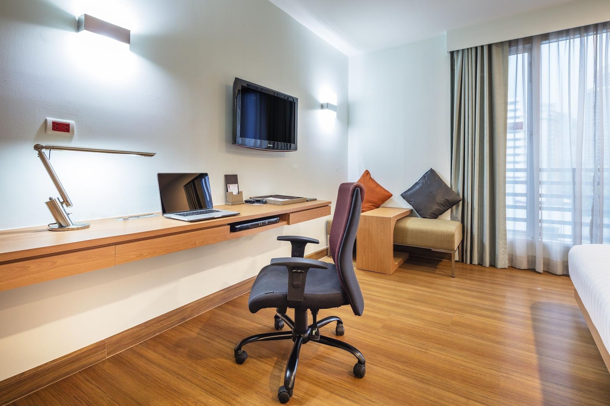 Hotel Solo, Sukhumvit 2, Bangkok - Sha Extra Plus Εξωτερικό φωτογραφία